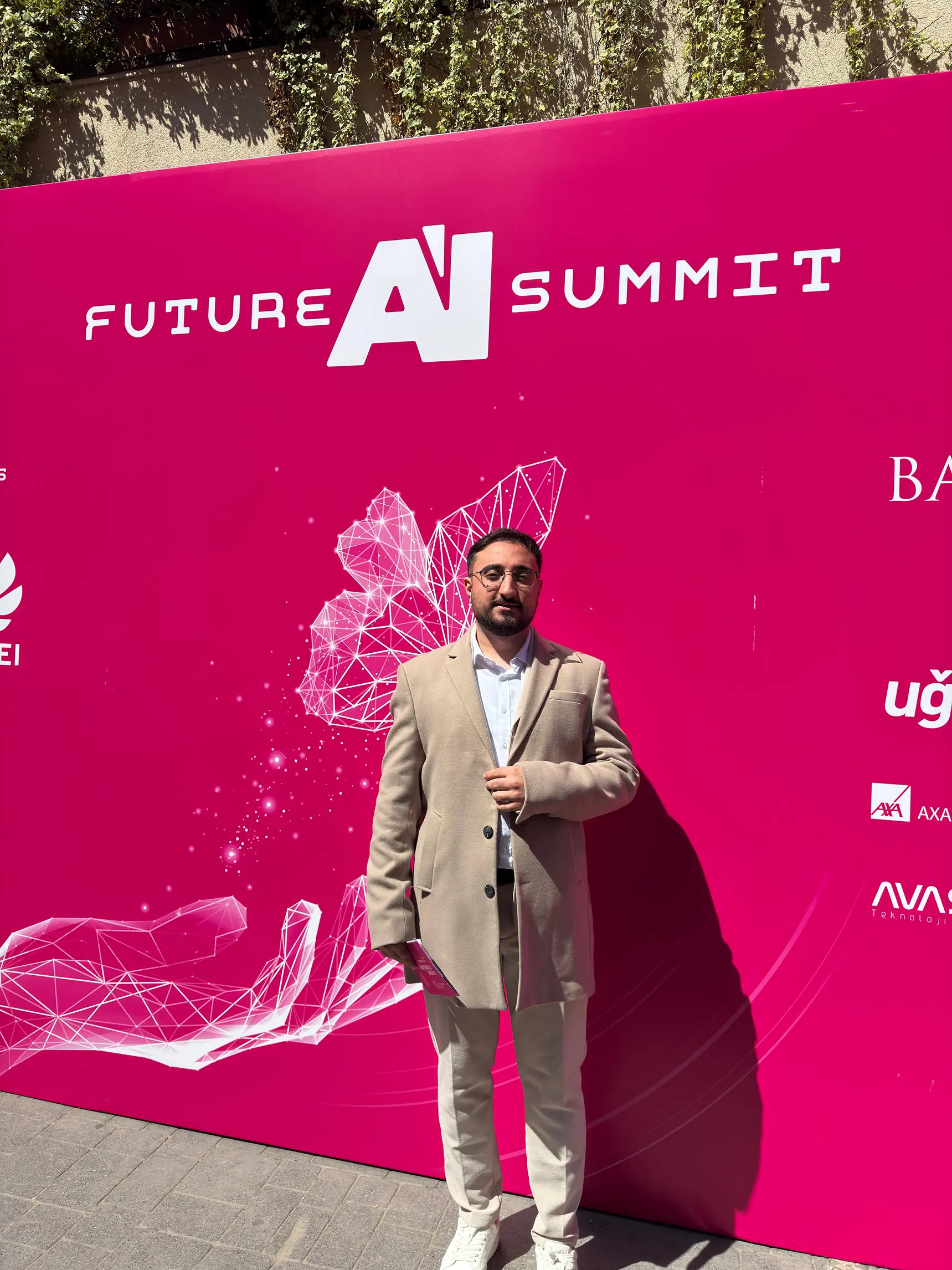 Webnex 2025 AI Summit Zirvesinde!